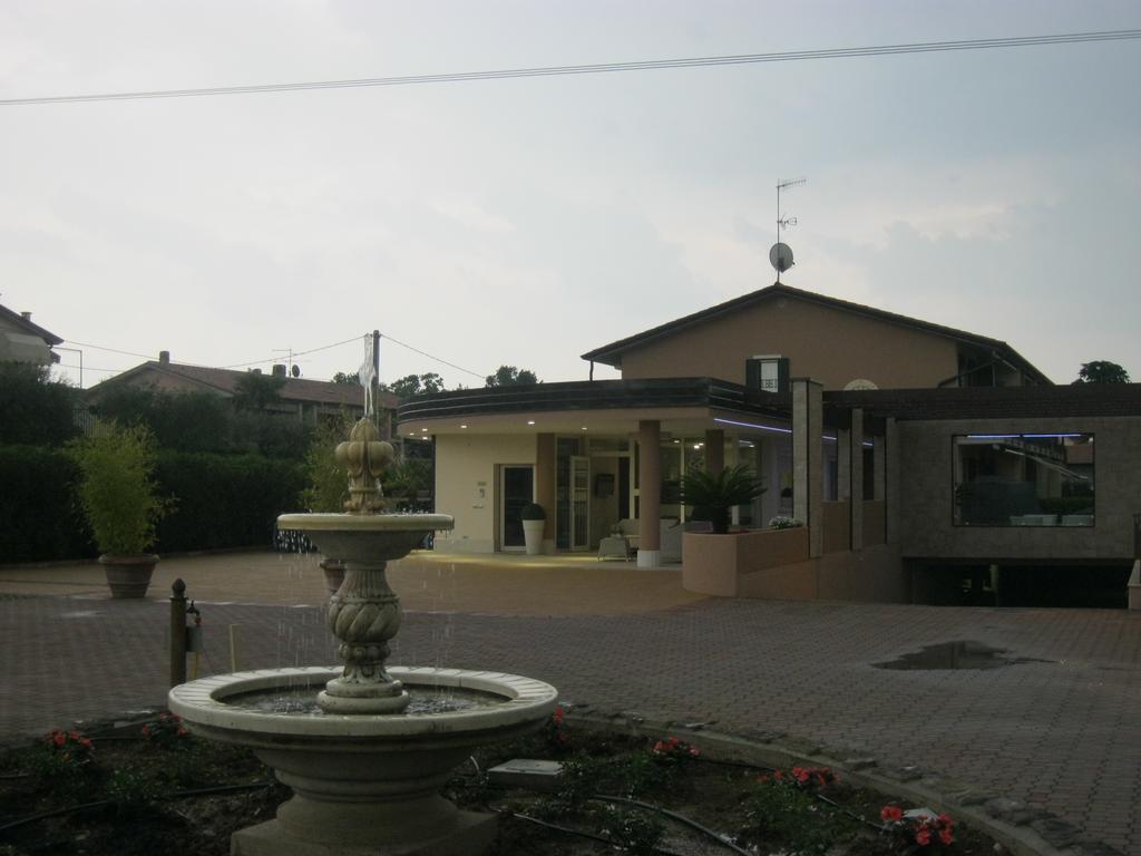 Residence La Margherita Лацизе Экстерьер фото